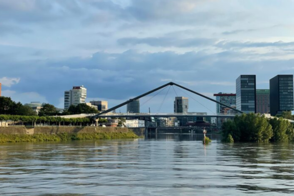 The Future of Singapore’s Skyline: Penrith and River Modern The Future of Singapore’s Skyline: Penrith and River Modern